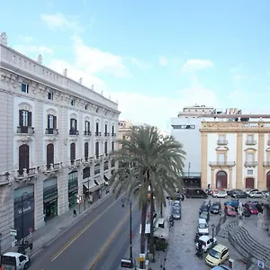 Appartamento Palazzo Moncada 2